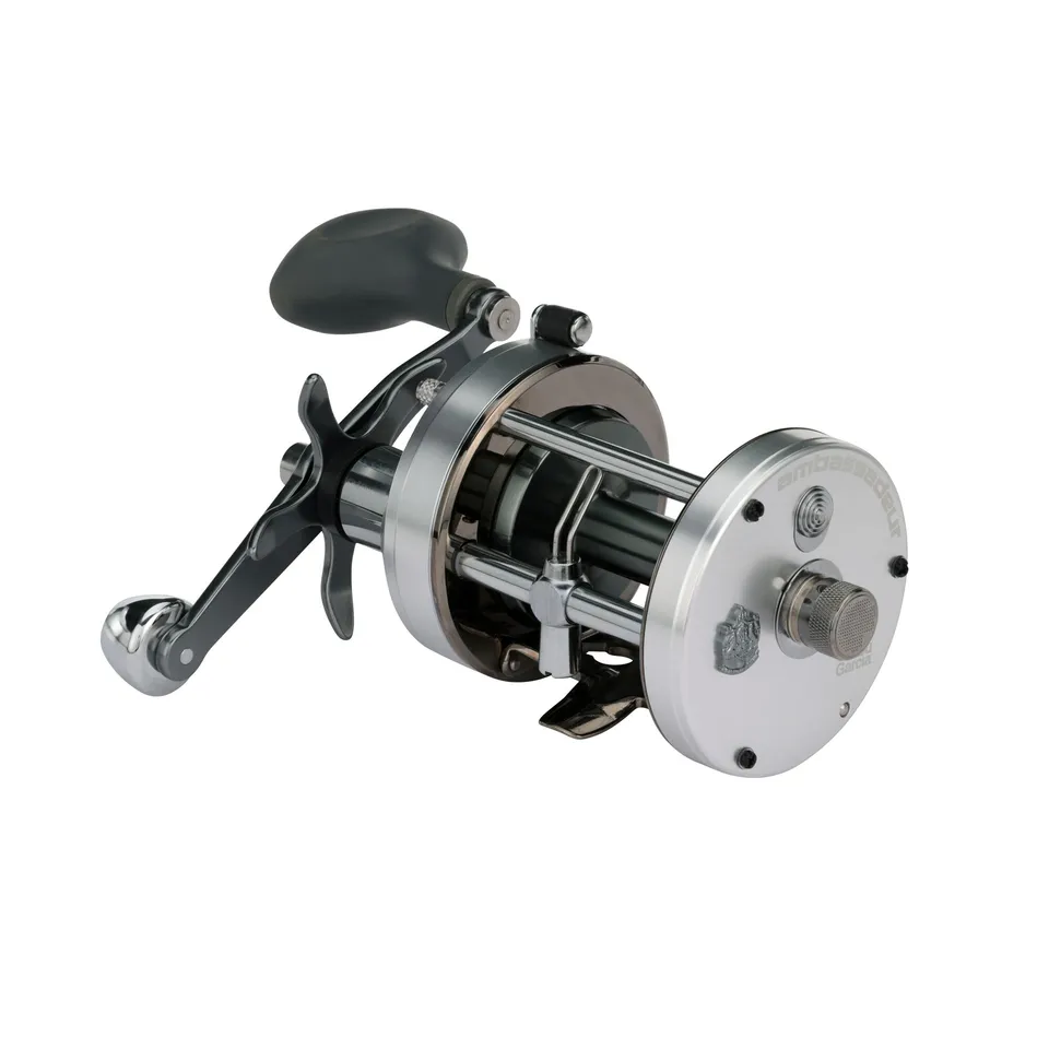 abu-garcia-ambassadeur-c3-7000-moulinet-rond-carbone image 1