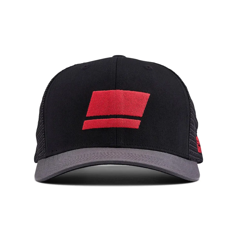 abu-garcia-flag-logo-casquette-trucker-peche-flag image 1